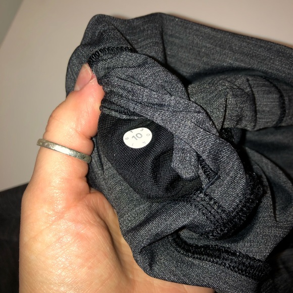 LuluLemon High Rise Train legging 23” - Picture 4 of 5